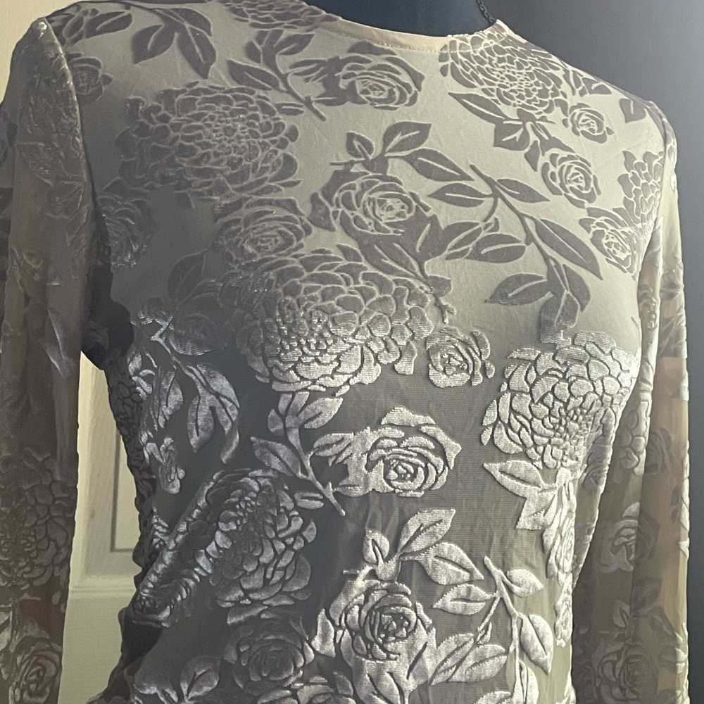 Long Sleeve Floral Burnout Top in Beige and White - Picture 3 of 3